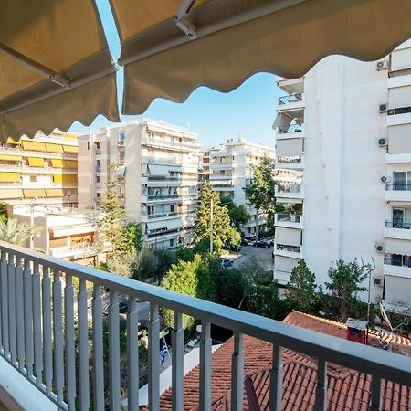 Luxury 1-Bedroom Apartment By The Sea In Athen Exterior foto