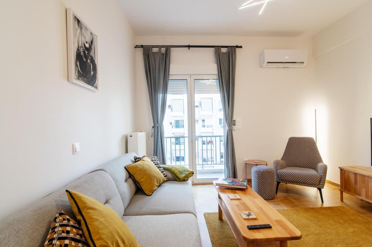 Luxury 1-Bedroom Apartment By The Sea In Athen Exterior foto